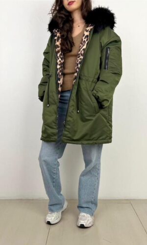 Abrigo verde y print