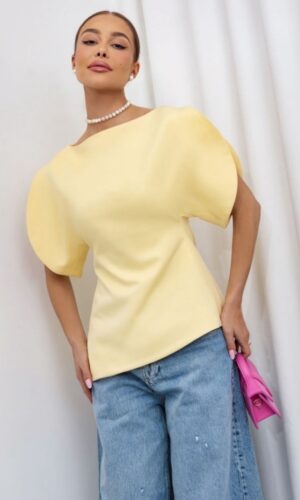 Camiseta Rebeca amarilla